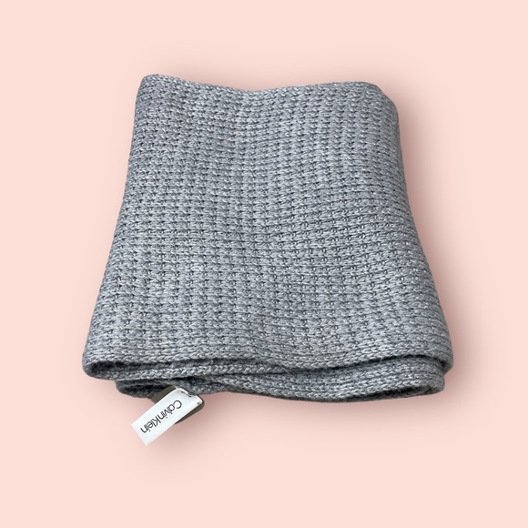 Calvin Klein Knit Scarf - Picture 2 of 9